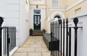 Dale Street Apartments Suite